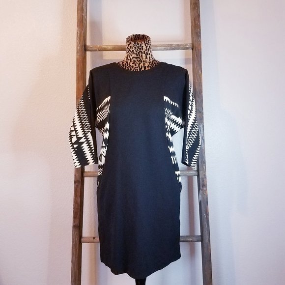 AMELLINE Black/White Tribal Print Dress- SM - NWOT - Picture 1 of 7